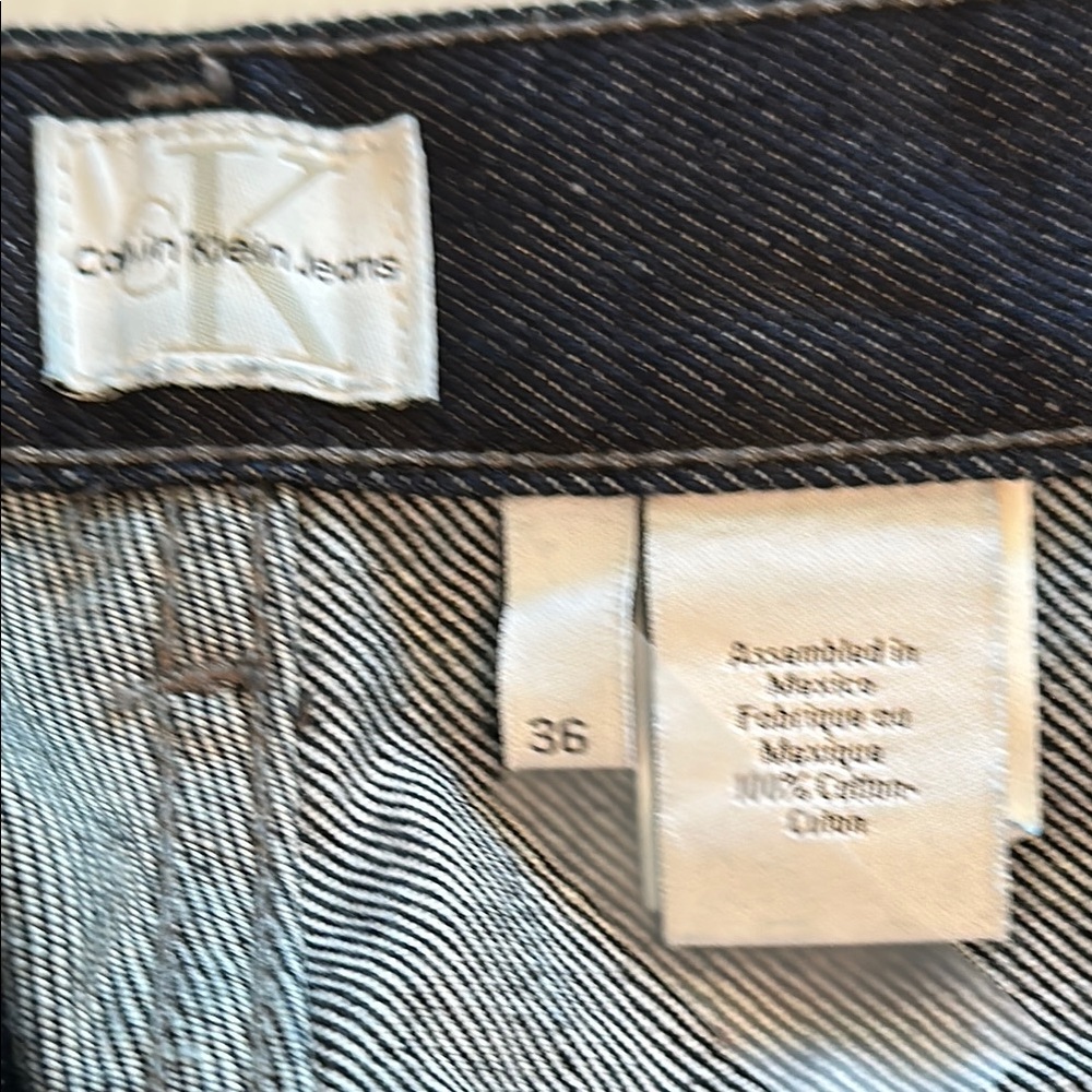 Calvin Klein Straight-Leg Cotton Denim Blue Jeans 36x32 NWOT - Picture 5 of 8